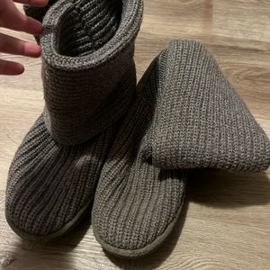 UGG boots size 10